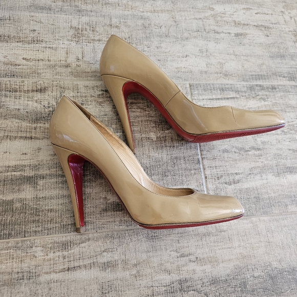 Authentic Christian Louboutin heels 38 1/2 - Picture 6 of 7